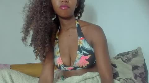 Snapshot of rasoanirinaa chatting on July 14, 2026, 4:50 am rasoanirinaa online show from July 14, 2026, 4:50 am