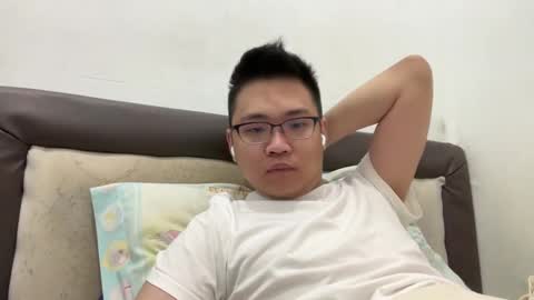 randomnaut online show from January 18, 2025, 8:19 pm