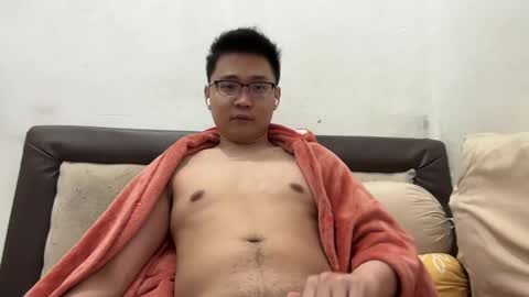 randomnaut online show from March 11, 2025, 7:25 pm