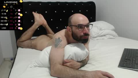 Snapshot of raul27big chatting on May 1, 2026, 7:51 pm RaulWildBoy27 online show from May 1, 2026, 7:51 pm