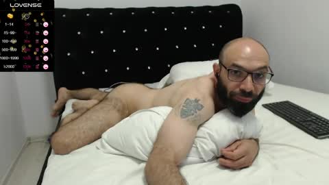 Snapshot of raul27big chatting on June 4, 2026, 6:14 pm RaulWildBoy27 online show from June 4, 2026, 6:14 pm