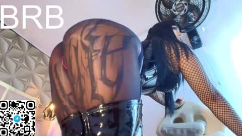   online show from November 22, 2025, 11:09 am