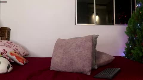 Snapshot of raven06_ chatting on December 22, 2025, 1:02 am Raven online show from December 22, 2025, 1:02 am