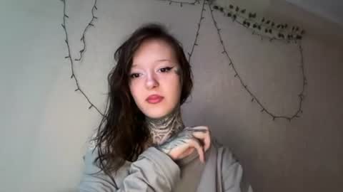 Snapshot of raven_armor chatting on July 22, 2026, 6:00 pm raven_armor online show from July 22, 2026, 6:00 pm