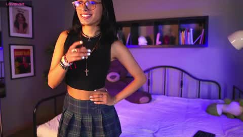 raven_bliss online show from May 23, 2026, 2:32 pm