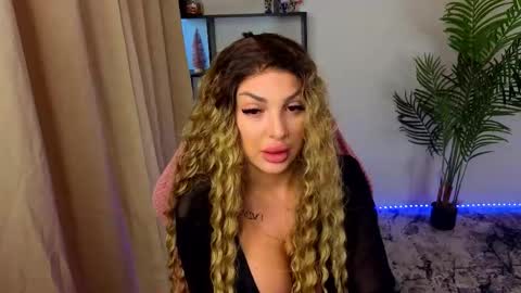 raven_inkk online show from January 13, 2026, 10:09 am