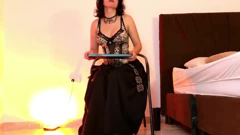 Snapshot of raven_oa chatting on May 11, 2026, 11:49 am online show from May 11, 2026, 11:49 am