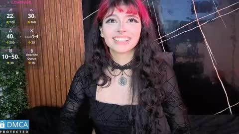 raven_rox_ online show from April 21, 2026, 1:42 am