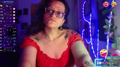 Snapshot of ravenandsin chatting on November 29, 2025, 12:13 am Raven online show from November 29, 2025, 12:13 am