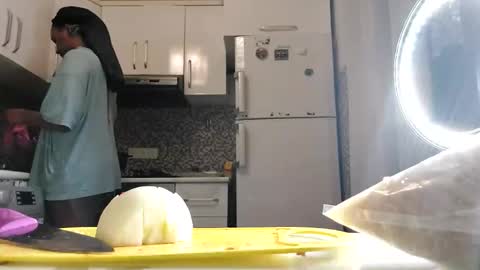 ravenbby online show from March 25, 2026, 11:22 pm