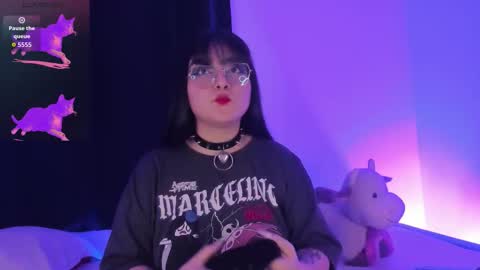 Raven  online show from December 14, 2025, 2:17 am