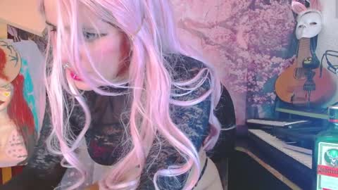 ravenlotus online show from March 26, 2026, 10:04 pm