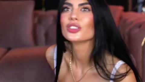 Lav online show from June 14, 2026, 7:16 pm
