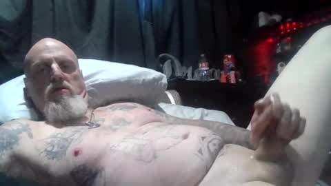 ravens18816981 online show from September 28, 2025, 9:42 pm