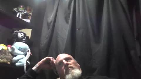 ravens18816981 online show from October 5, 2025, 8:40 pm