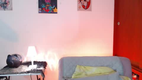 Snapshot of raventh_ chatting on June 6, 2026, 3:33 am raventh_ online show from June 6, 2026, 3:33 am
