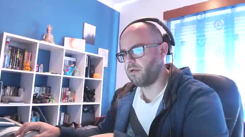 ravingr3d3 online show from February 26, 2025, 9:10 am