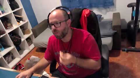 ravingr3d3 online show from September 25, 2025, 11:30 pm