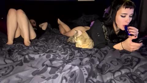 Ravyn and Nyx online show from November 13, 2025, 5:39 am