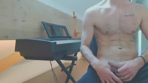 rawfrench online show from December 5, 2025, 1:42 pm