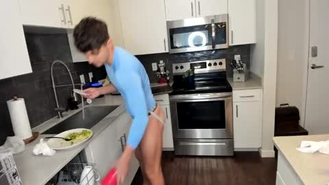 Its Ben online show from December 18, 2024, 8:36 pm