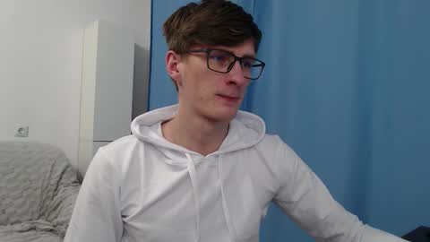 Ray Booy  online show from November 12, 2025, 5:46 pm