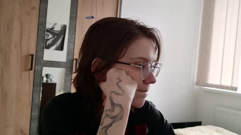 Ray-Ray online show from April 23, 2026, 3:58 pm