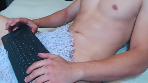 Ray online show from January 16, 2025, 3:34 am