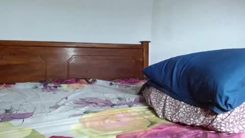 eyan online show from November 15, 2025, 3:37 am