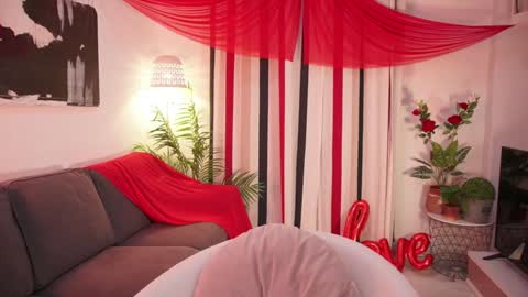 Raychell Black  online show from February 14, 2026, 3:09 pm