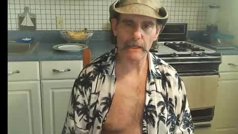 Ray online show from September 29, 2025, 6:13 pm