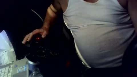 raymanjr52 online show from October 7, 2025, 9:28 am