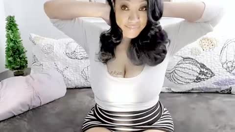 Snapshot of rayne_woods chatting on June 23, 2026, 10:24 am rayne woods online show from June 23, 2026, 10:24 am