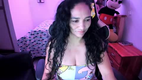Snapshot of rayza_mature_ chatting on July 21, 2026, 4:53 pm Danna online show from July 21, 2026, 4:53 pm