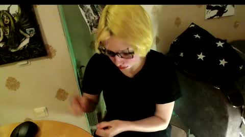  Yrriel Strife Candy-Demon Caveboy mr. Cringe   online show from April 10, 2026, 8:35 pm