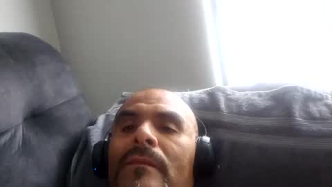 Snapshot of razorvet chatting on June 7, 2026, 9:40 pm Razorvet online show from June 7, 2026, 9:40 pm