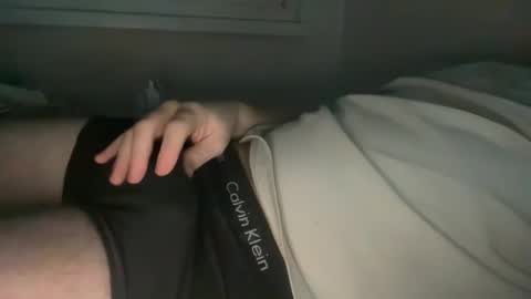 rbnaustiiin online show from January 2, 2025, 1:27 am