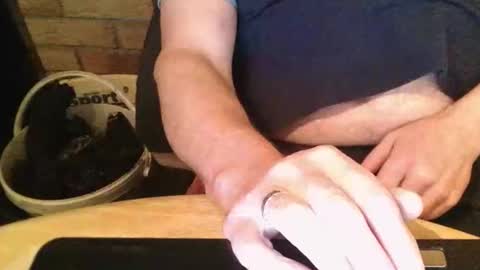 rdrew online show from November 14, 2025, 11:13 pm