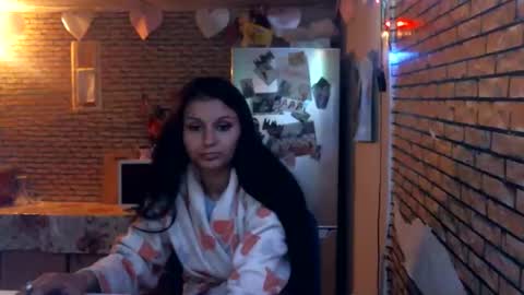 Snapshot of real_coupl3 chatting on May 24, 2026, 9:20 pm real_coupl3 online show from May 24, 2026, 9:20 pm