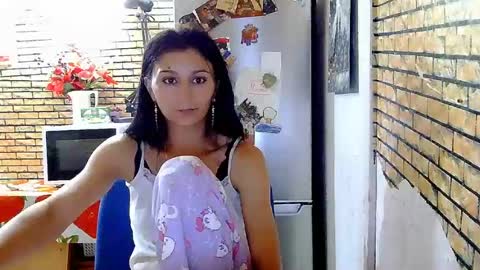Snapshot of real_coupl3 chatting on July 23, 2026, 10:08 pm real_coupl3 online show from July 23, 2026, 10:08 pm