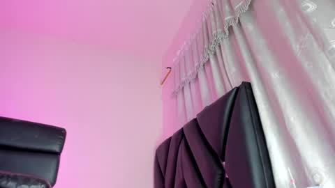 real_sweetbrina online show from September 14, 2025, 7:35 pm