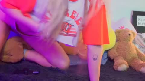 Lily Grace online show from December 7, 2024, 2:02 pm