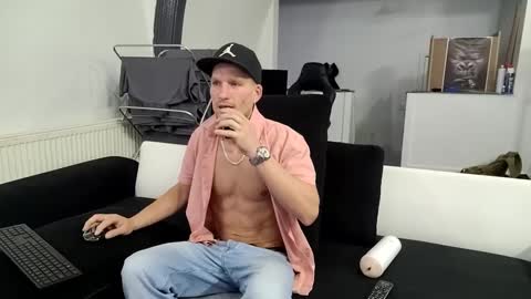 Ask me online show from February 10, 2025, 12:19 am