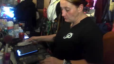 reallyredrum69th online show from November 22, 2025, 4:06 pm