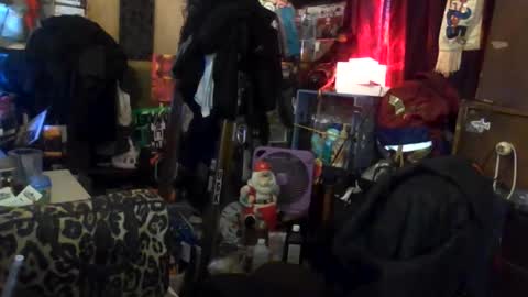 reallyredrum69th online show from December 4, 2025, 5:21 pm