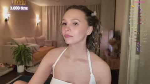 AliceEve online show from December 2, 2024, 4:42 pm