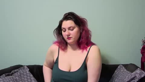 Realsweet Goddess online show from February 3, 2025, 3:31 am