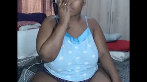 Snapshot of realsweetheart chatting on December 23, 2025, 3:37 am REAL1SWEETHEART online show from December 23, 2025, 3:37 am