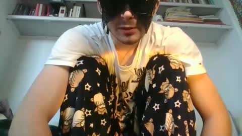 Snapshot of realzademeadows chatting on April 30, 2026, 2:01 pm realzademeadows online show from April 30, 2026, 2:01 pm