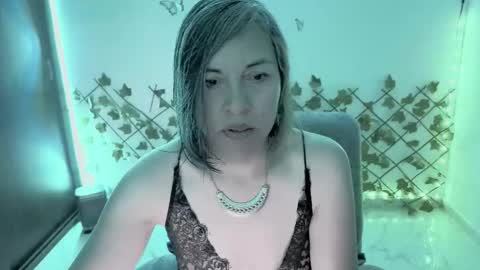 Rebbeca online show from February 15, 2026, 10:36 am